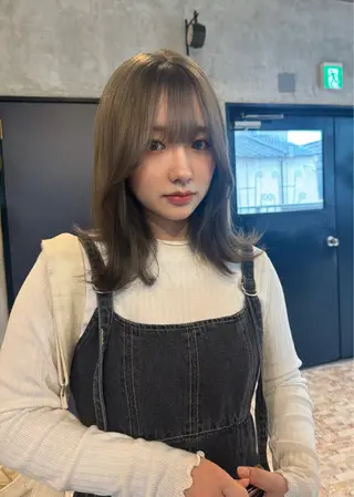 セミロング botan🦖*･ amiのヘアスタイル