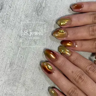 ネイル S. JEWELのネイルデザイン