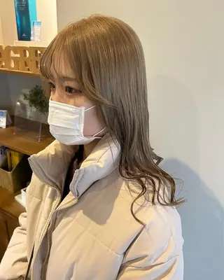 カラー AGREE Momokaのヘアスタイル