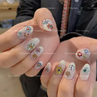 ネイル Rainrain💧 パーツ豊富、やり放題のネイルデザイン