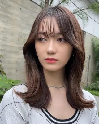 セミロング カラー 顔周りカット 【オノザワリョウ】のヘアスタイル