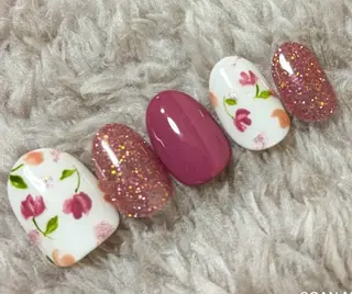 ネイル ゆうちゃんネイル フィルイン対応サロンのネイルデザイン