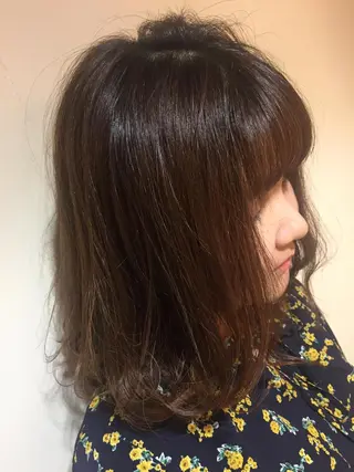 セミロング カラー 加藤 綾華のヘアスタイル