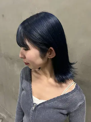 ミディアム カラー ma naのヘアスタイル