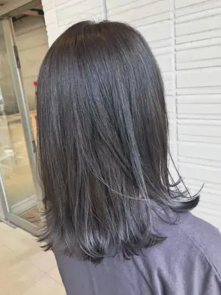 ミディアム カラー 加藤 憂のヘアスタイル