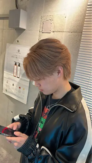 カラー 透明感ハイトーン カラー🦋🌧希咲のヘアスタイル