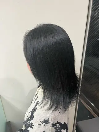 セミロング カラー ☘️上村 ☘️髪質 改善/透明感カラーのヘアスタイル