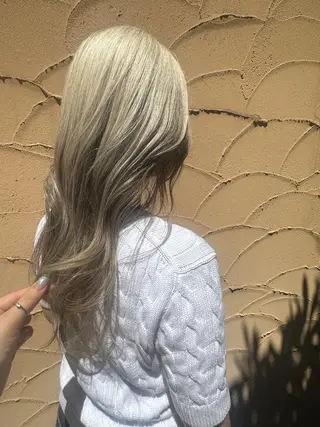 セミロング 綿貫 結香のヘアスタイル