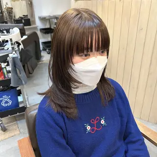 セミロング 綿貫 美雪のヘアスタイル