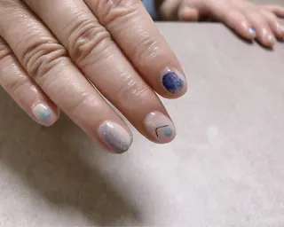 ネイル mano nella manoのネイルデザイン