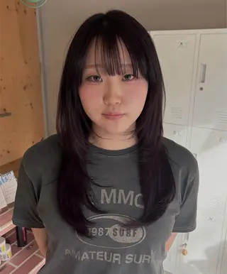 ミディアム カラー レイヤーカット/ 酸性ストレート梅田のヘアスタイル