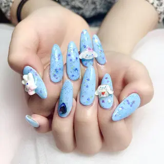 ネイル Elegant beautyルイのネイルデザイン