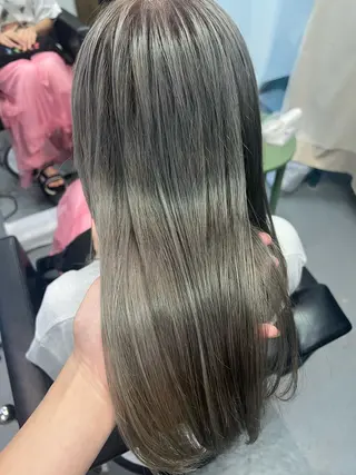 カラー 🍑アヤ🫧髪質改善 ダブルカラー🍑の眉毛・アイブロウイメージ