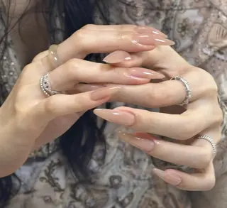 ネイル エリ🫧 nail池袋東口のネイルデザイン