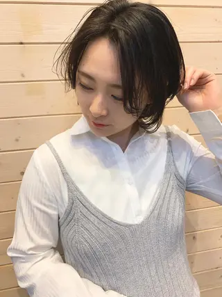 ショート カラー 安達 俊亮のヘアスタイル