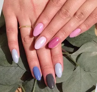 セミロング eir nailのネイルデザイン