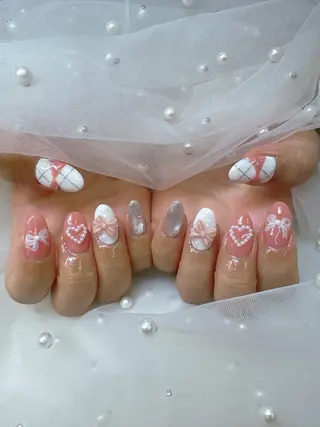 ネイル Queeens nailのネイルデザイン