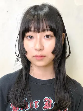 ミディアム カラー ブリーチ😼 ボブ✍️レイヤーのヘアスタイル
