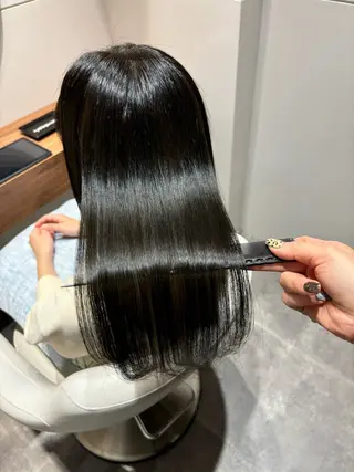 ロング 美髪ヘア 🤍erikaのヘアスタイル