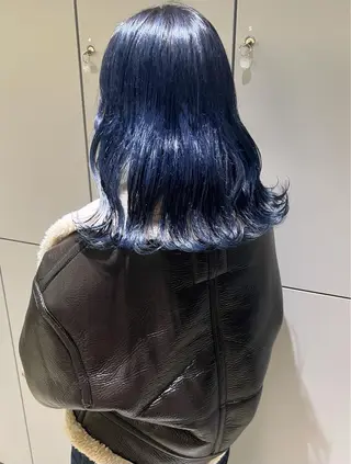 ロング カラー RAIMA ケアハイトーンのヘアスタイル