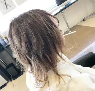 ミディアム 手塚 亮汰のヘアスタイル