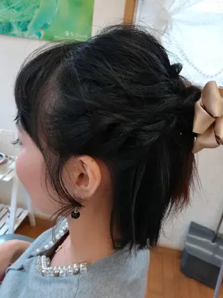ミディアム 加藤 千秋のヘアスタイル