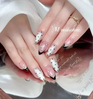 ネイル M🌷nail 長さだし専門店のネイルデザイン