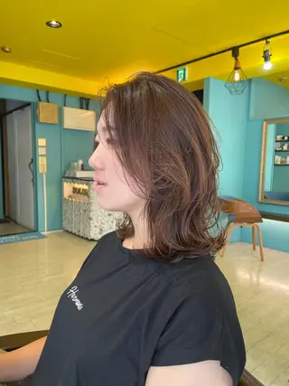 セミロング 末石 智のヘアスタイル