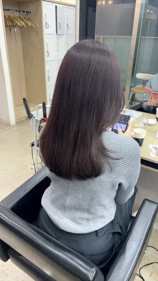 セミロング カラー 🪽髪質改善矯正 🤍MIU🤍のヘアスタイル