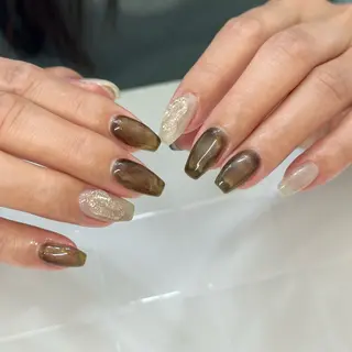 ネイル Elegancia. Hiromiのネイルデザイン