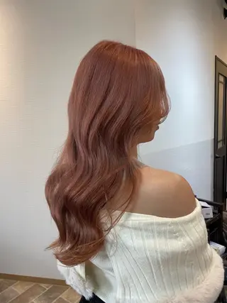 ロング カラー YUI/ ブリーチカラー🌷のヘアスタイル