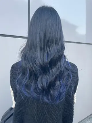 ロング カラー 三上 涼帆のヘアスタイル