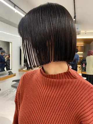 ショート カラー センターパート/ 暖色カラーayuのヘアスタイル