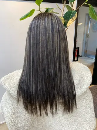 セミロング カラー 🌼ハイライト透明感 🌼maiのヘアスタイル