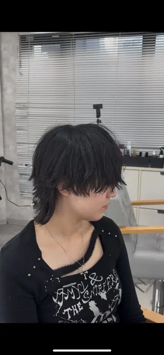 パーマ メンズハイトーン 北斗💍レイヤーのヘアスタイル