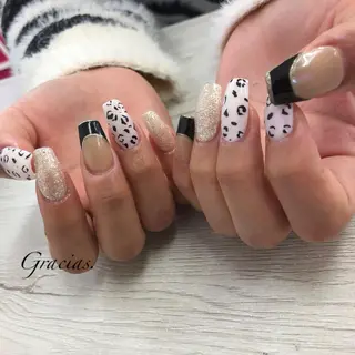 ネイル Gracias. rieのネイルデザイン