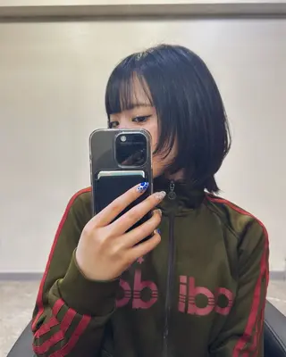 ショート カラー パーマ ヘアアレンジ メンズ 切りっぱなしヘアボブ ミディアムヘアRYOのヘアスタイル