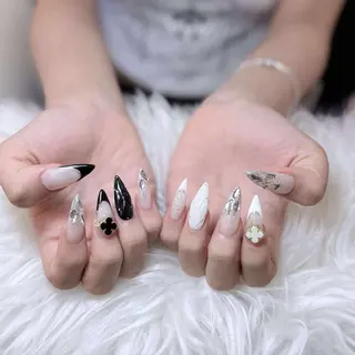 ネイル ANH NAIL ゴテゴテ専門店💎のネイルデザイン