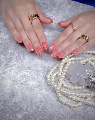 ミディアム めぐみのネイルサロン スタッフ練習のネイルデザイン