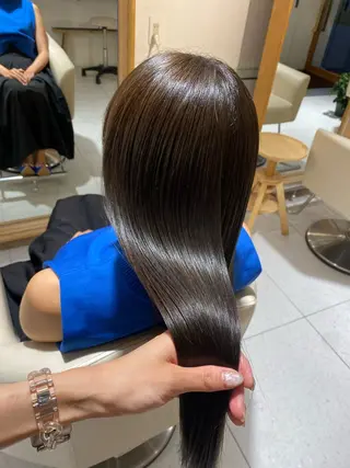 ロング カラー 安永 涼のヘアスタイル