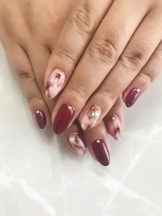 ネイル elu :nail&eyeのネイルデザイン