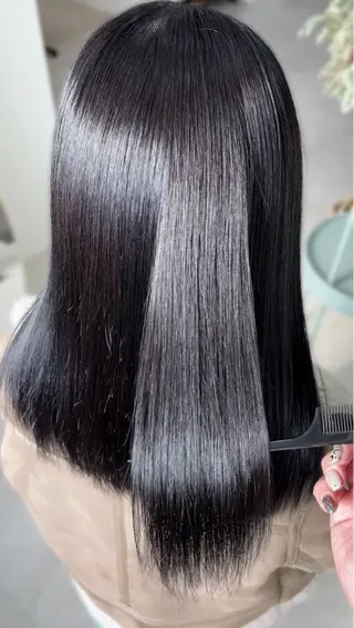 ミディアム Angelica manaのヘアスタイル