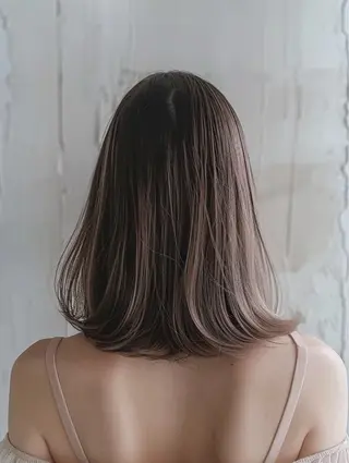 ミディアム ブリーチなしWカラー 超特化/YURAのヘアスタイル