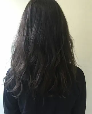 ロング カラー セミロング 100%髪質改善特化 TRUNSのヘアスタイル