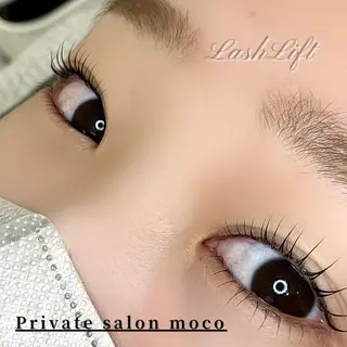 マツエク・マツパ private    salon moco所属・まつ毛&ワックス脱毛 tomoの眉毛・アイブロウイメージ