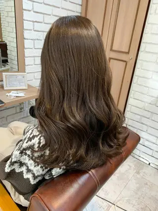 セミロング 榊琴帆/美容師兼 アイブロウリストの眉毛・アイブロウイメージ