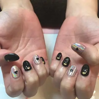 ネイル ネイルリボン 受付スタッフのネイルデザイン