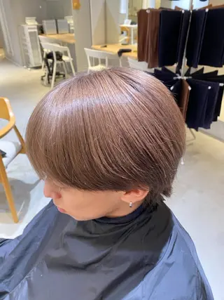 ショート カラー 山内 優成のヘアスタイル