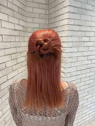 ヘアアレンジ シモカワ マシロのヘアスタイル