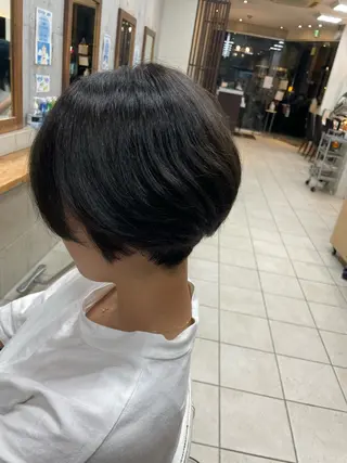 ショート カラー 鈴木 皆斗のヘアスタイル